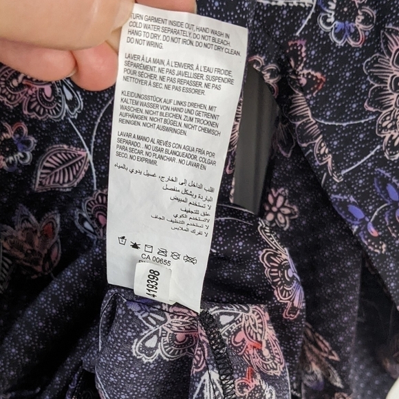 MICHEL Studio satin floral wrap blouse top shirt size 18 @B5 - Picture 8 of 9